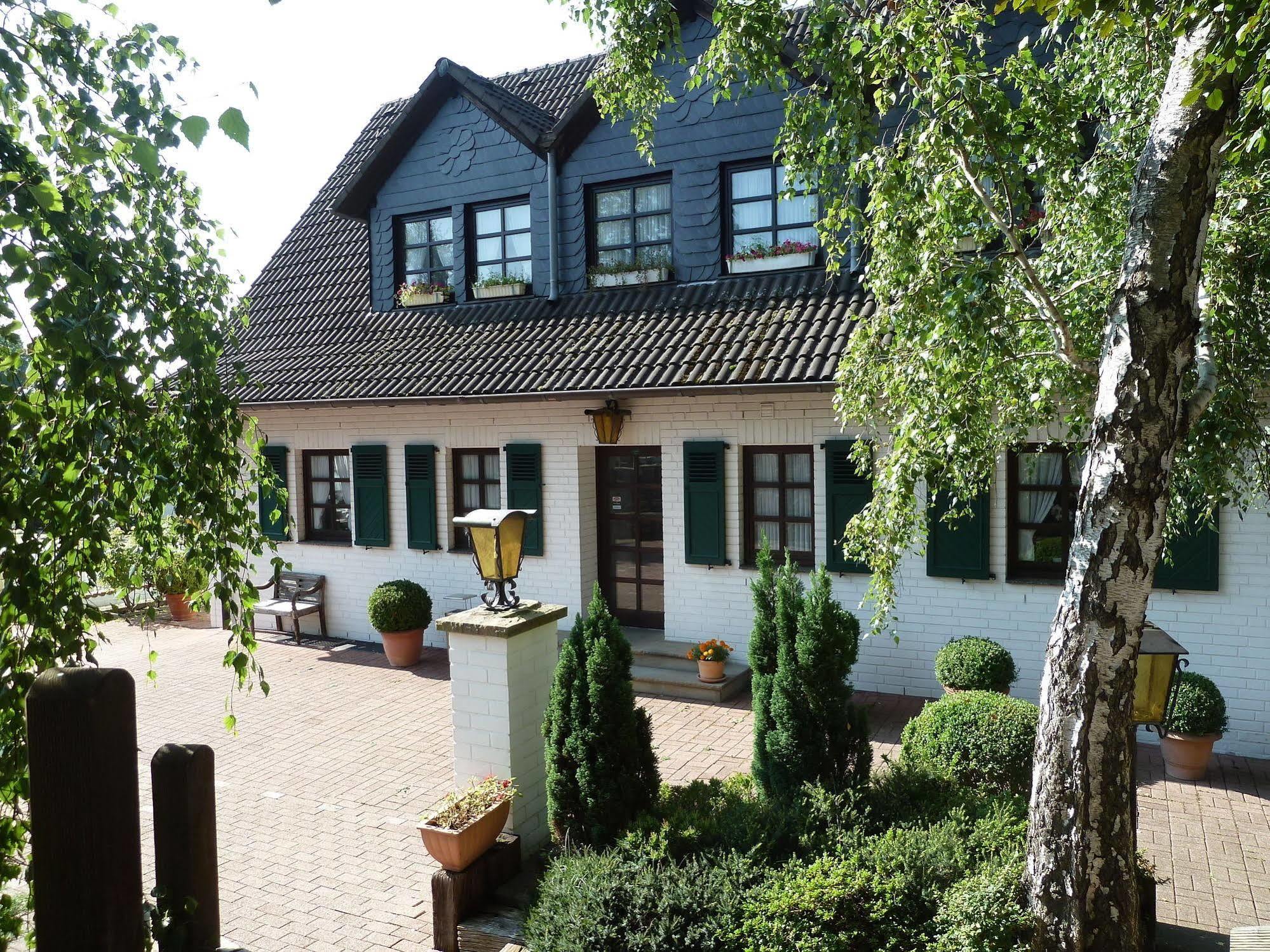 Landhaus Sassenhof Muelheim an der Ruhr Exterior photo